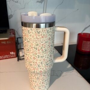 Elevated faith tumbler